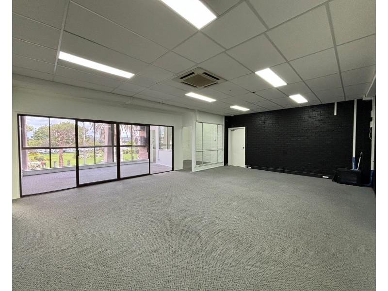 Lot 6/221 Victoria Street, Taree NSW 2430