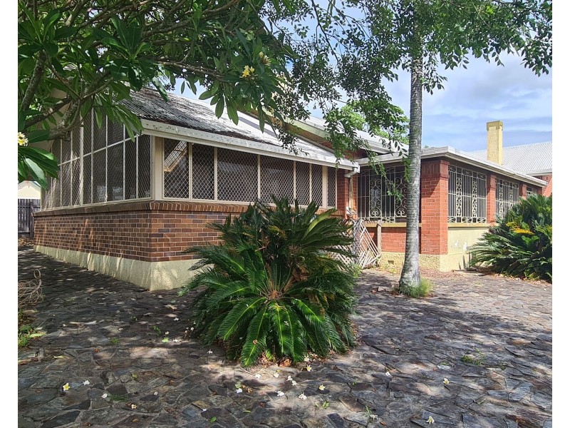22 Macquarie Street, Taree NSW 2430