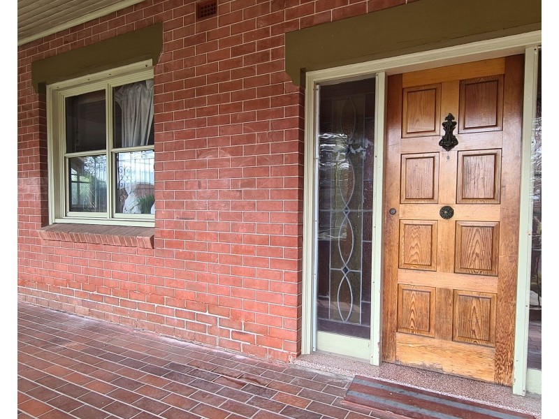22 Macquarie Street, Taree NSW 2430