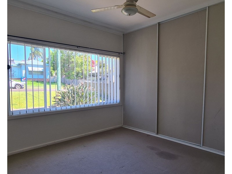 30 Hinten Crescent, Taree NSW 2430
