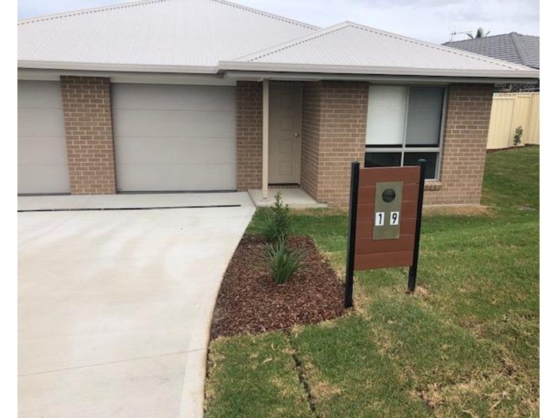 19 Pyrus Drive, Taree NSW 2430