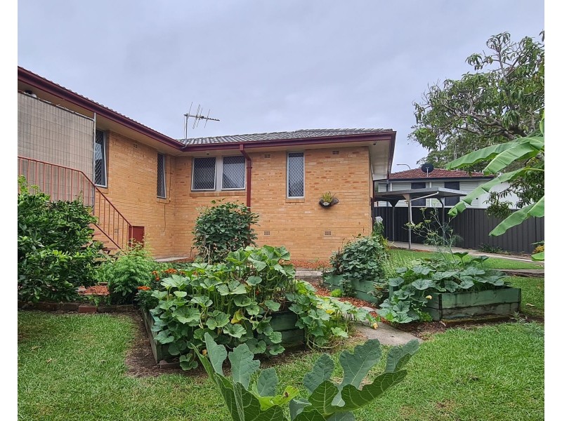 8 Denva Bird Way, Taree NSW 2430