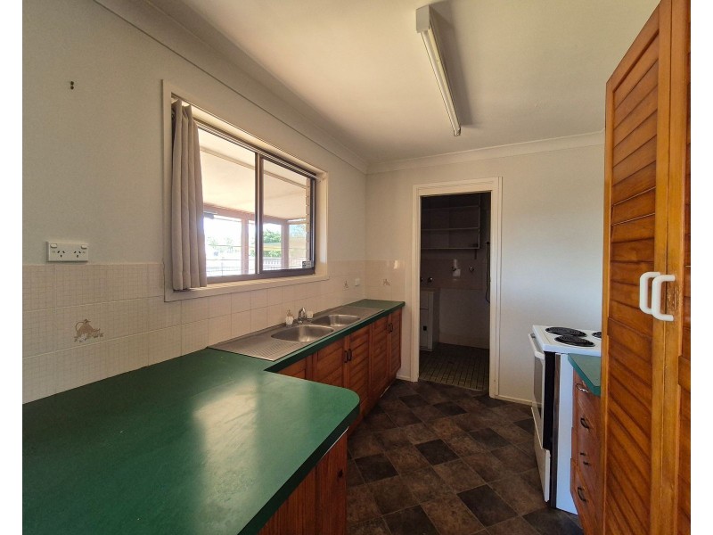 24 Hickory Crescent, Taree NSW 2430