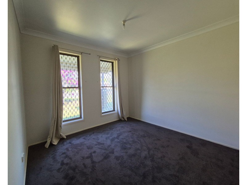 24 Hickory Crescent, Taree NSW 2430