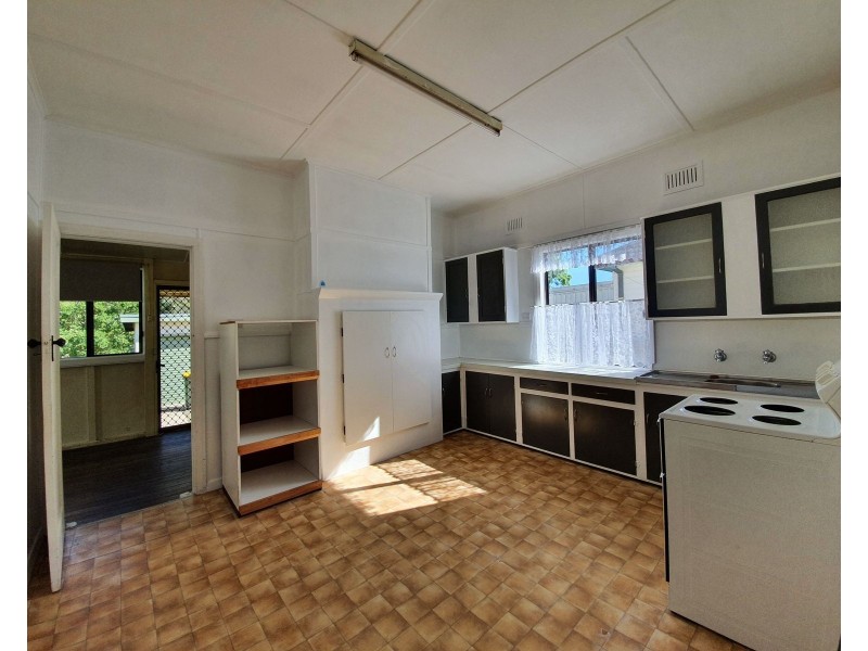 31 Pitt Street, Taree NSW 2430