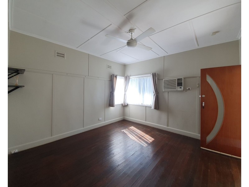 31 Pitt Street, Taree NSW 2430