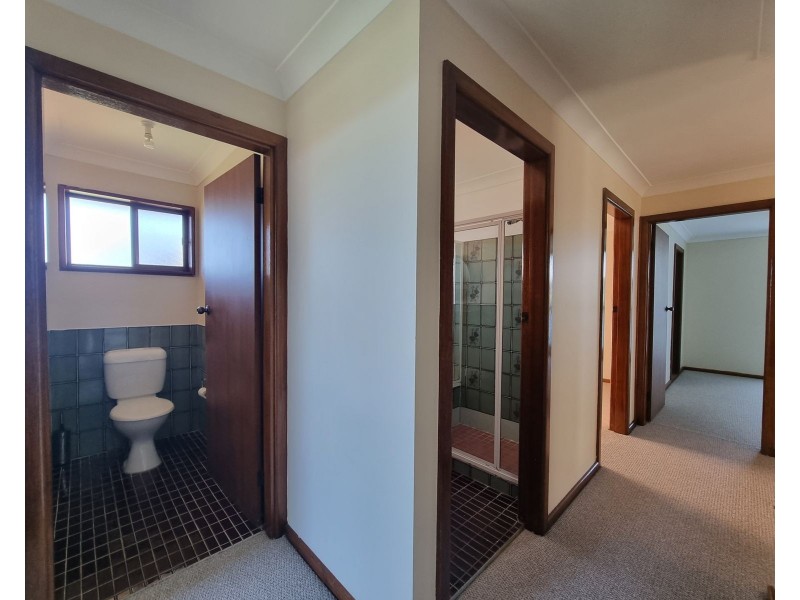 2 Yarrunga Place, Taree NSW 2430