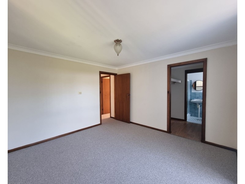 2 Yarrunga Place, Taree NSW 2430