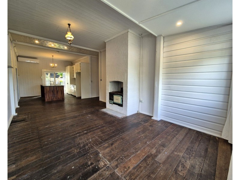 2 Commerce Street, Taree NSW 2430