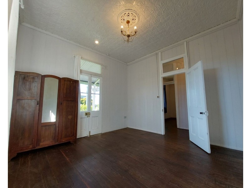 2 Commerce Street, Taree NSW 2430