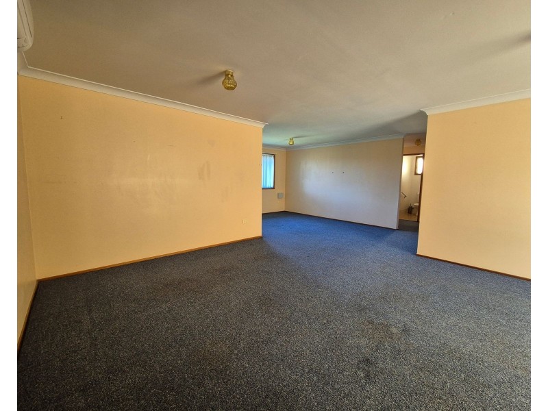 2/18 Pettitt Avenue, Taree NSW 2430