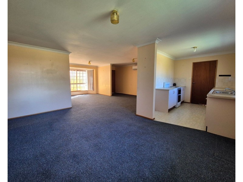 2/18 Pettitt Avenue, Taree NSW 2430