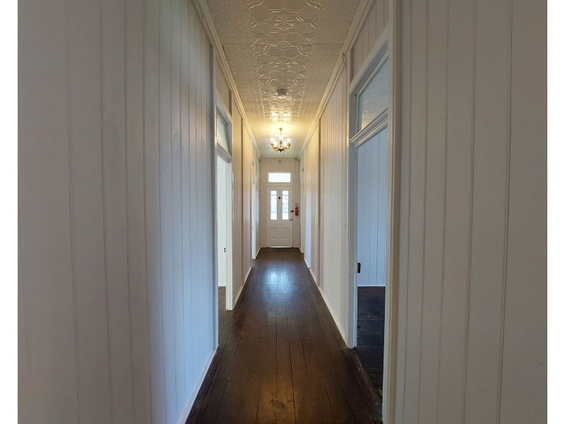 2, Commerce Street, Taree NSW 2430