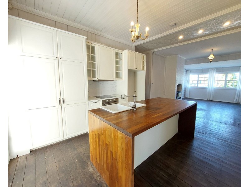 2, Commerce Street, Taree NSW 2430