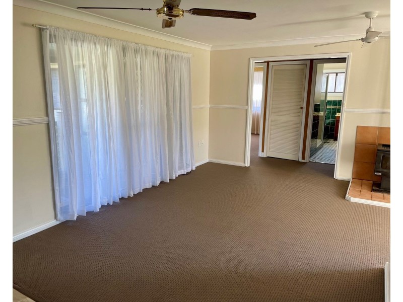 65 Bushland Drive, Taree NSW 2430
