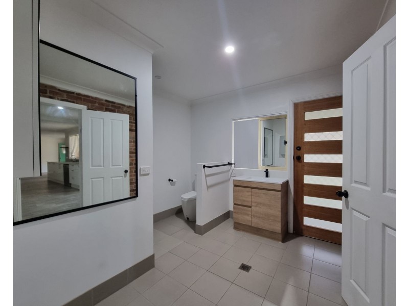 22 Flinders Street, Taree NSW 2430