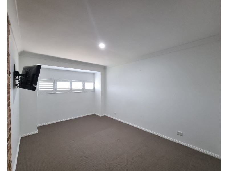 22 Flinders Street, Taree NSW 2430