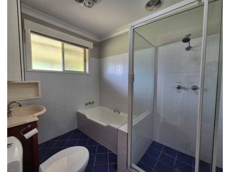 6 Dugdale Avenue, Taree NSW 2430