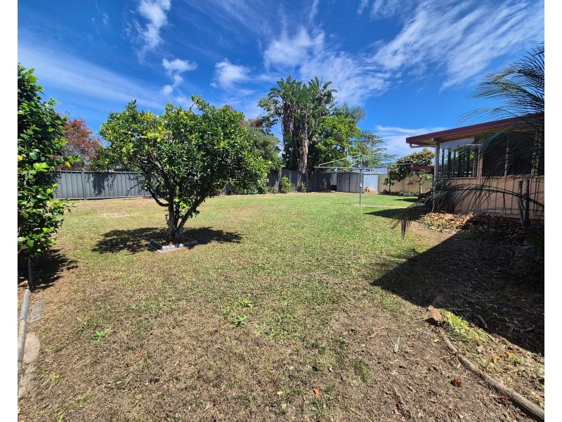 6 Dugdale Avenue, Taree NSW 2430
