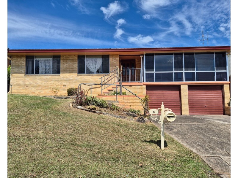 6 Dugdale Avenue, Taree NSW 2430