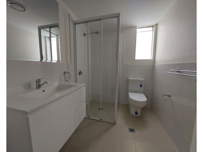 4 Commerce Street, Taree NSW 2430