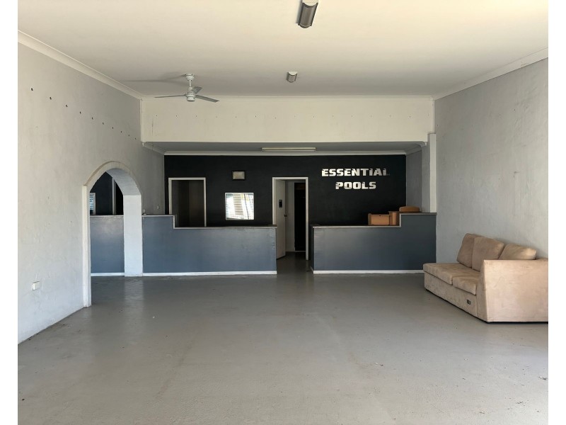 Shop 2/35 Crescent Avenue, Taree NSW 2430