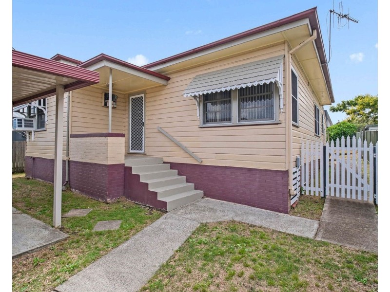 17a Commerce Street, Taree NSW 2430