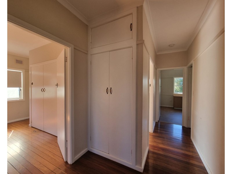 24 Robertson Street, Taree NSW 2430