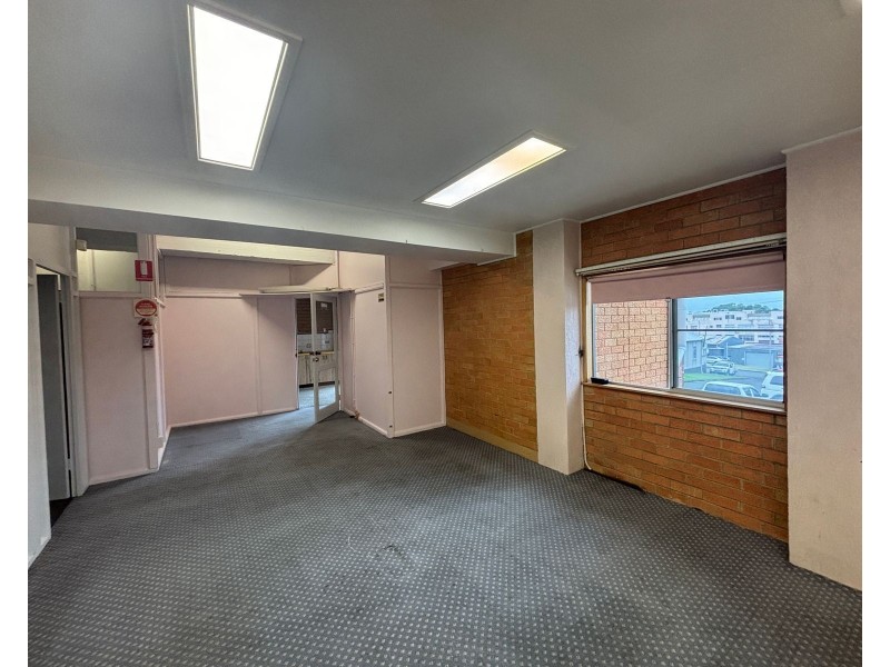 82 Albert Street, Taree NSW 2430