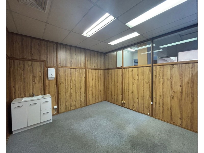 82 Albert Street, Taree NSW 2430