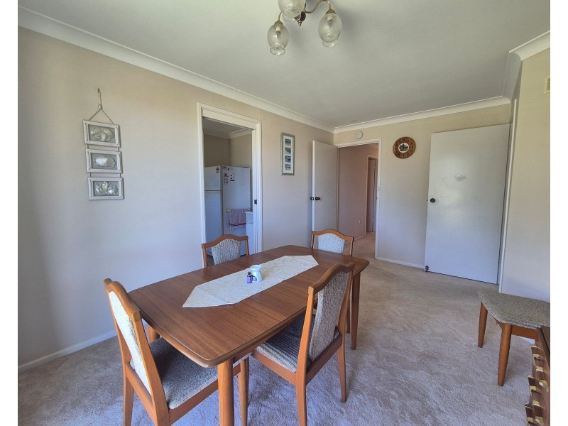 1/2 Lilac Close, Taree NSW 2430