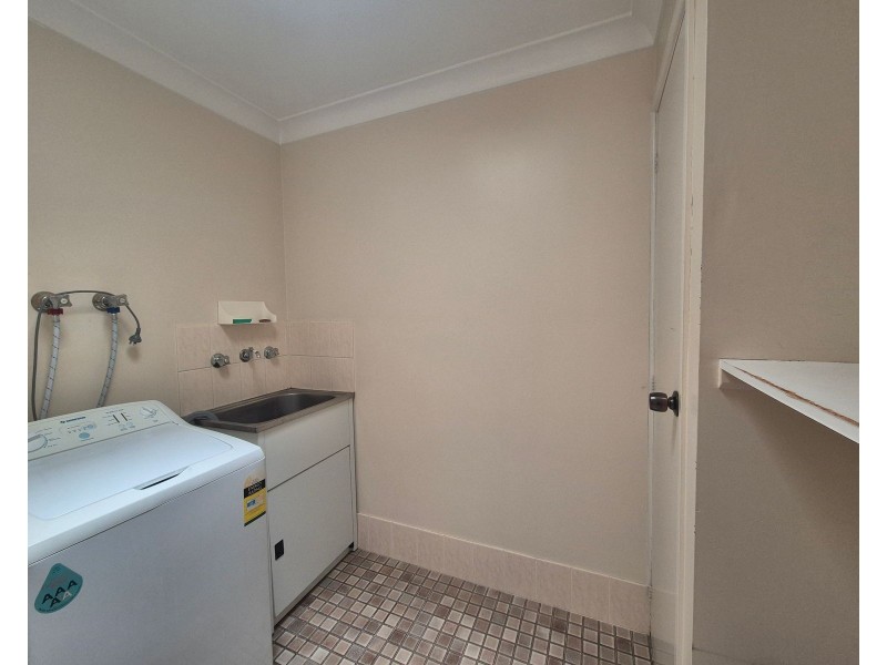 1/2 Lilac Close, Taree NSW 2430