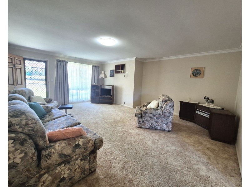 2/2 Lilac Close, Taree NSW 2430