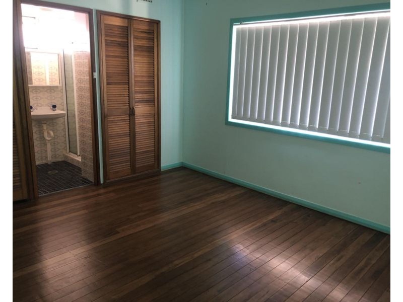 18 Plover Street,, Taree NSW 2430