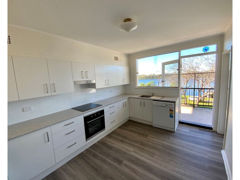 208-212 Victoria Street, Taree NSW 2430