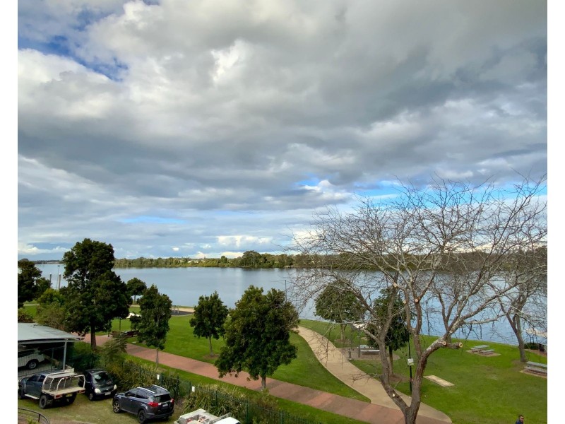 208-212 Victoria Street, Taree NSW 2430