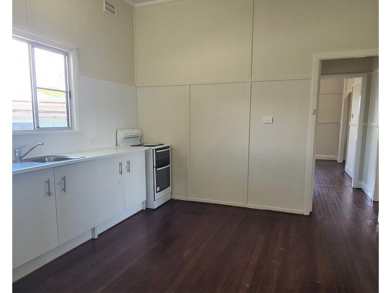 2 Commerce Lane, Taree NSW 2430