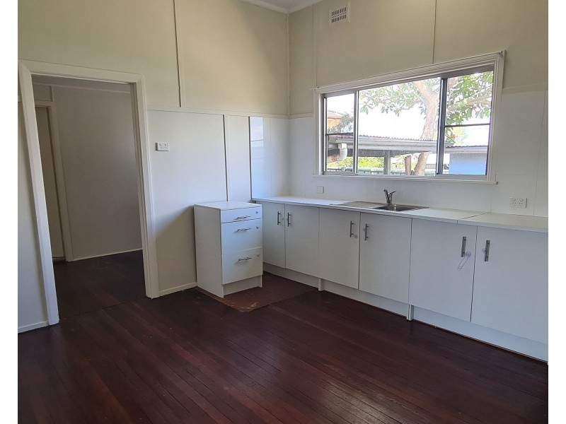 2 Commerce Lane, Taree NSW 2430