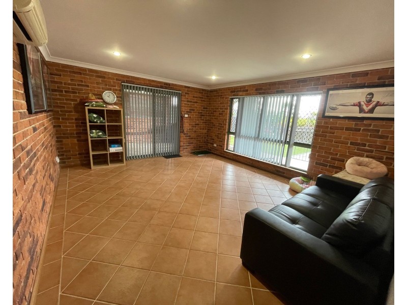 54 Talawong Drive, Taree NSW 2430
