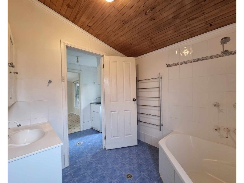 73 Cowper Street, Taree NSW 2430