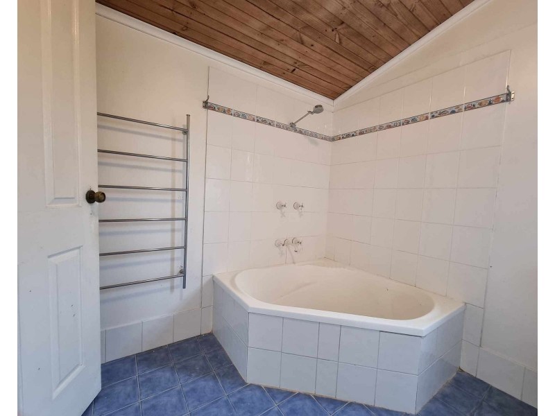 73 Cowper Street, Taree NSW 2430