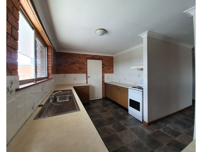 32 Oxley Street, Taree NSW 2430