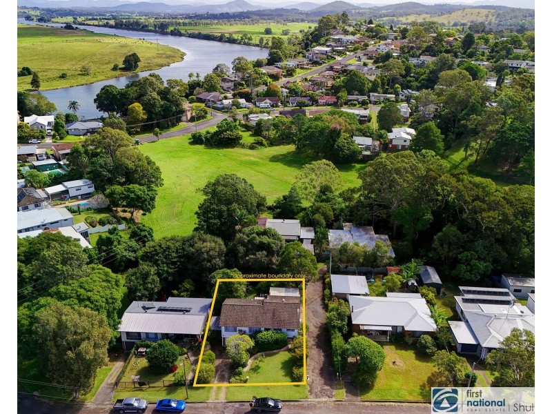 21 Bayview Crescent, Taree NSW 2430