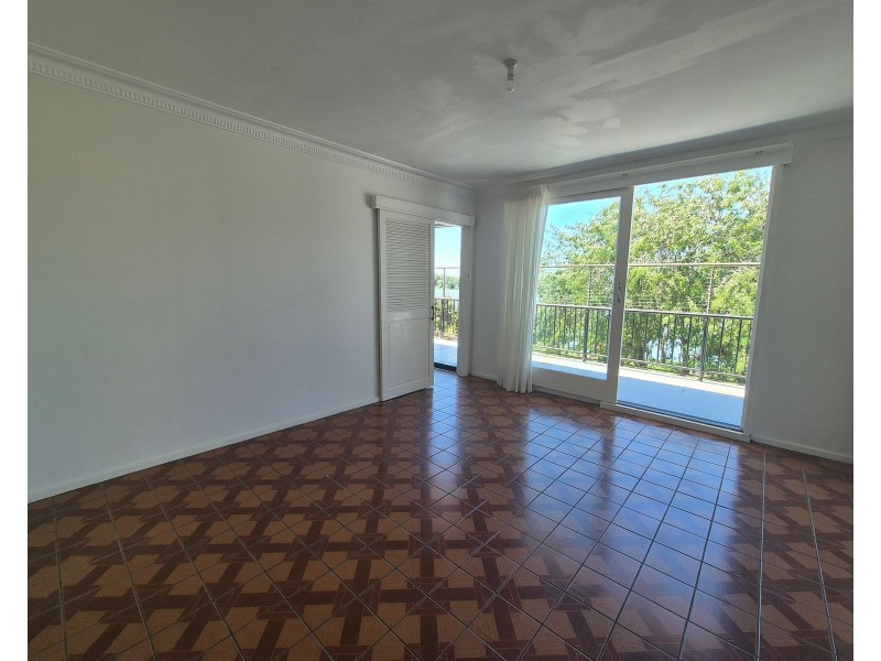 208-212 Victoria Street,, Taree NSW 2430