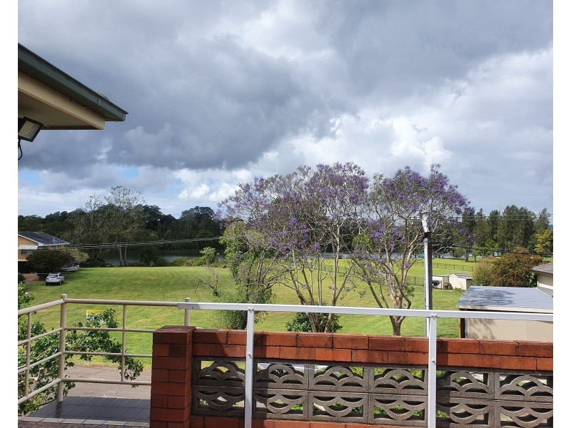 7 West End Avenue, Taree NSW 2430