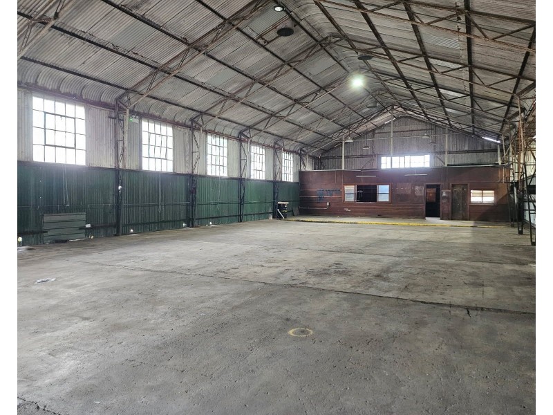 Bay 2, 10 Railway Parade, Taree NSW 2430