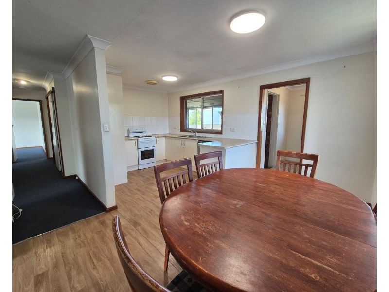4 Milligan Street, Taree NSW 2430