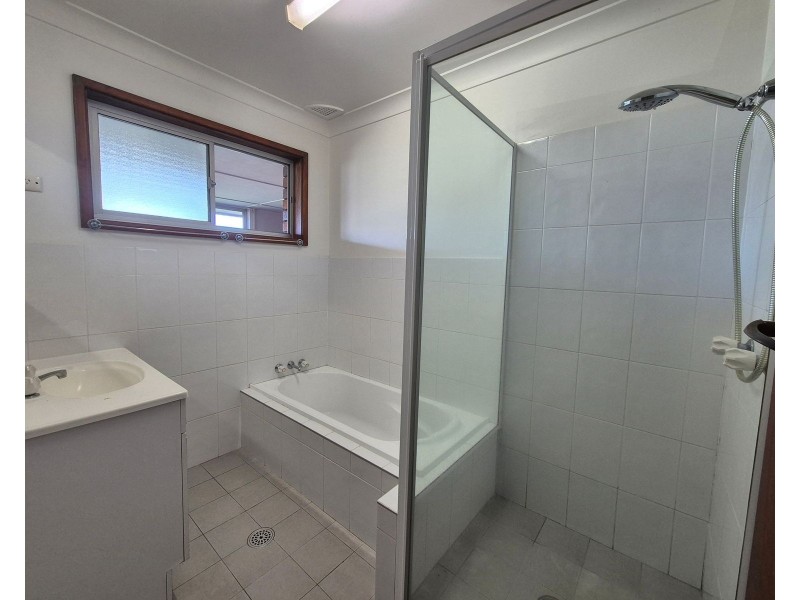 4 Milligan Street, Taree NSW 2430