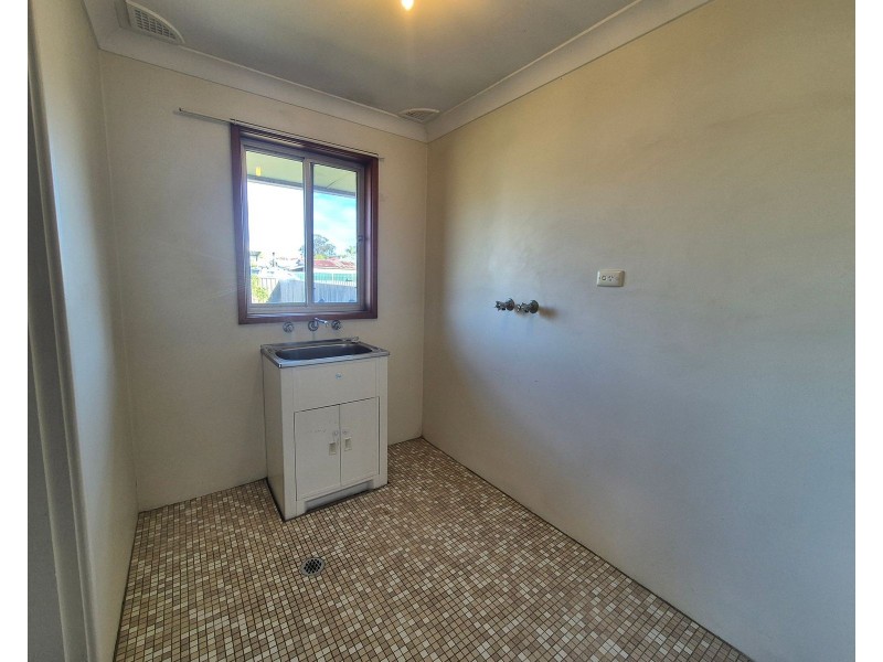 4 Milligan Street, Taree NSW 2430
