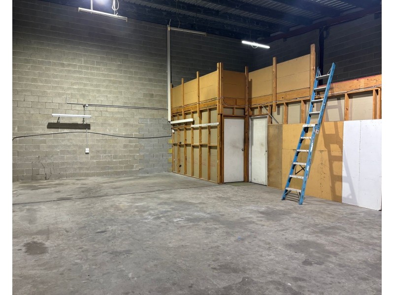 Bay 6, 1a Coolabah Drive, Taree NSW 2430